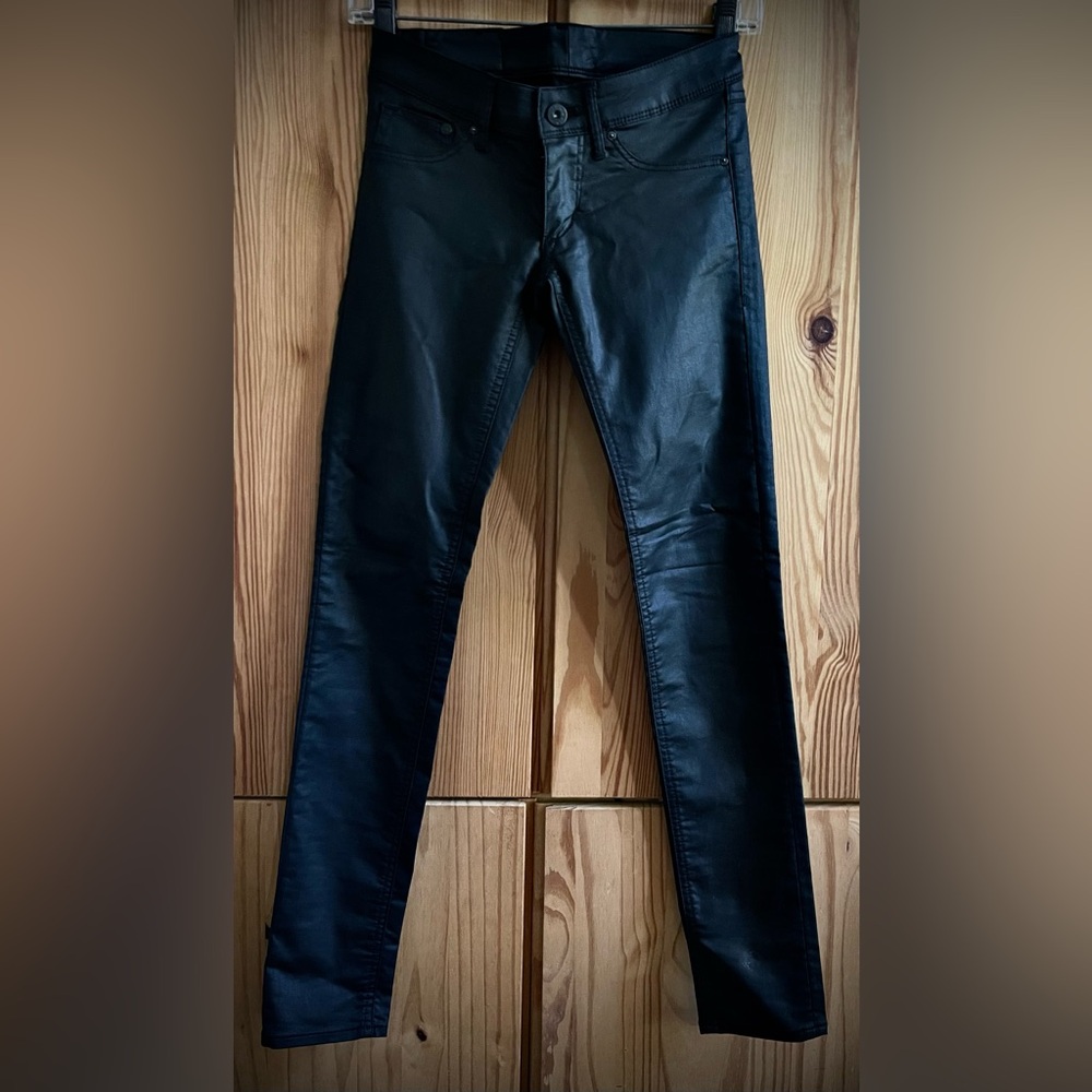 H&M Faux Leather Jeans / NWOT / No size tag 24